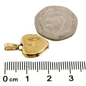 9ct gold 2.1g Locket